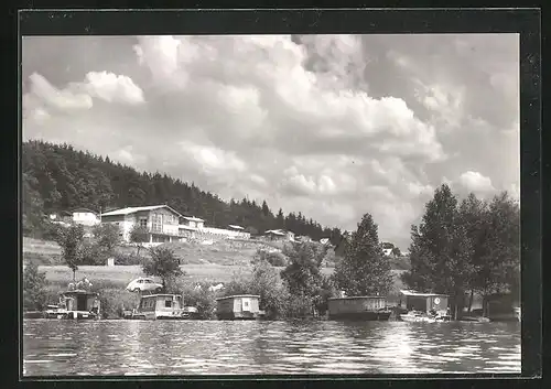AK Drevniky, Hausboote auf dem See