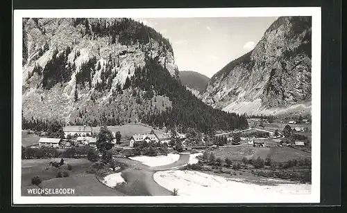 AK Weichselboden, Totalansicht mit Bergmassiv