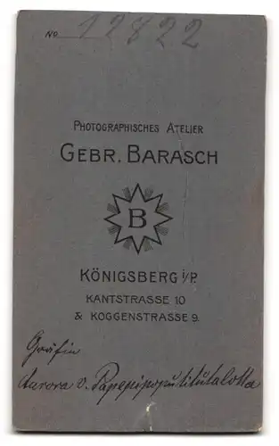 Fotografie Gebr. Barasch, Königsberg i. Pr., Kantstrasse 10, Liliputanerin Gräfin Aurora von Papepipoputitutalotta