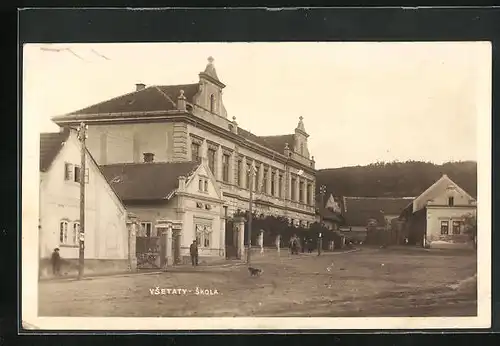 AK Vsetaty, Skola