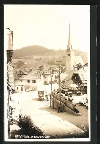 Foto-AK Abtenau, Marktplatz mit Café und Kirche