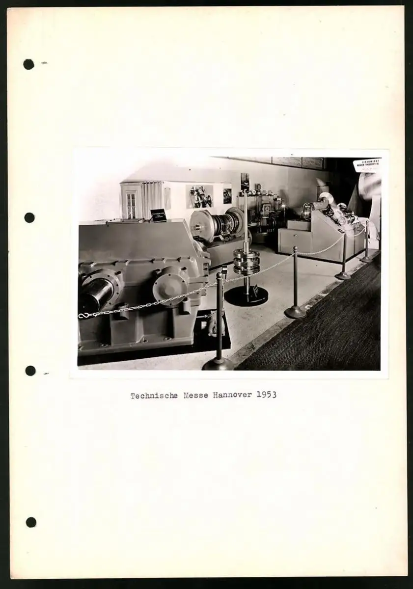 Fotoalbum mit 84 Fotografien Industrie-Werke Karlsruhe AG, Maschinen - und Anlagen Fabrikation, Getriebe, Walzwerke u.a. 24