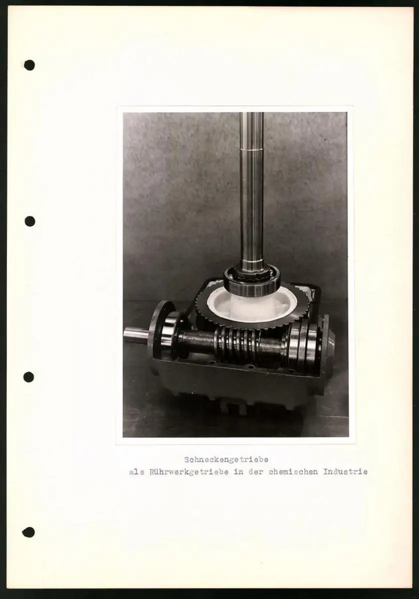 Fotoalbum mit 84 Fotografien Industrie-Werke Karlsruhe AG, Maschinen - und Anlagen Fabrikation, Getriebe, Walzwerke u.a. 39