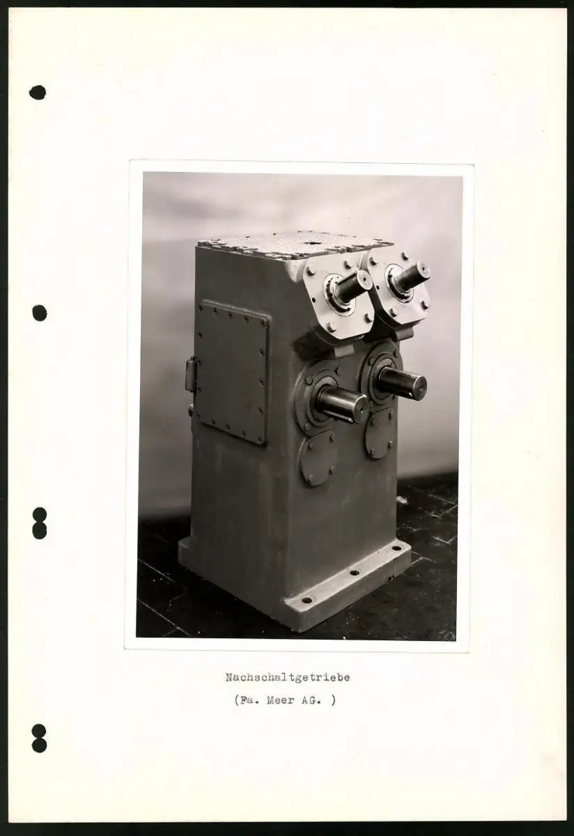 Fotoalbum mit 84 Fotografien Industrie-Werke Karlsruhe AG, Maschinen - und Anlagen Fabrikation, Getriebe, Walzwerke u.a. 43
