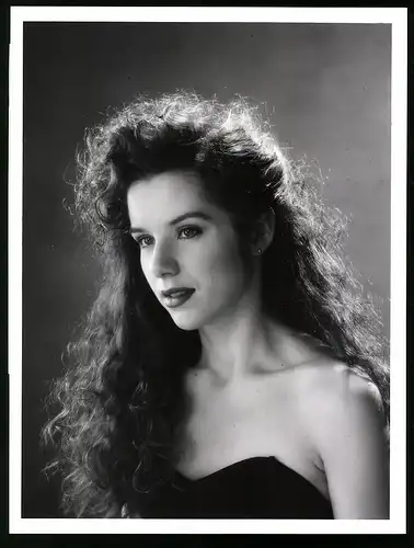 Fotografie Foto-Ausstellung Photokina Köln 1992, Portrait hübsches brünettes Fotomodel