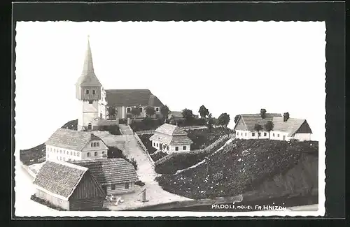 Foto-AK Hronov, Ortspartie mit Kirche, Modellbau