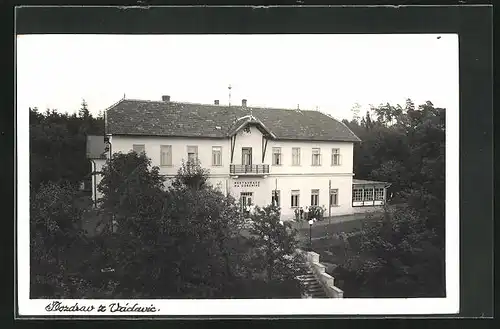 AK Vaclavice, Hotel a restaurace na Dobenine