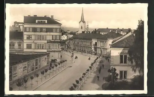 AK Prerau /Prerov, Strassenpartie im Stadtkern