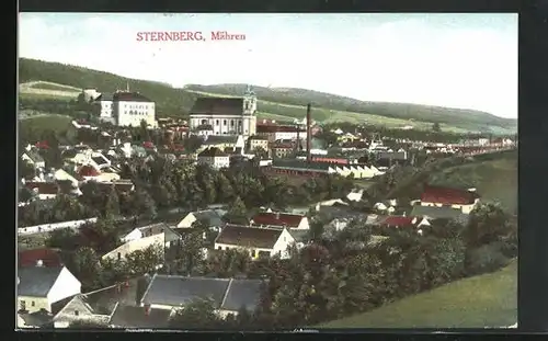 AK Sternberg /Mähren, Gesamtansicht vom Ort