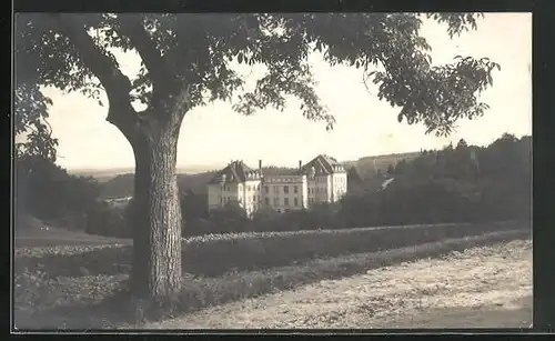 AK Zbrasov, Sanatorium aus der Ferne