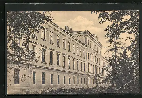 AK Hranice, Vojenske ustavy