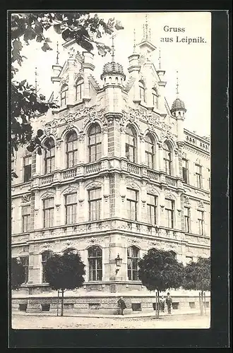 AK Leipnik, Gebäude mit prächtiger Fassade
