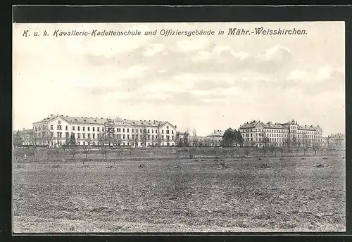 AK Mähr.-Weisskirchen, K. u. K. Kavallerie-Kadettenschule und Offiziersgebäude