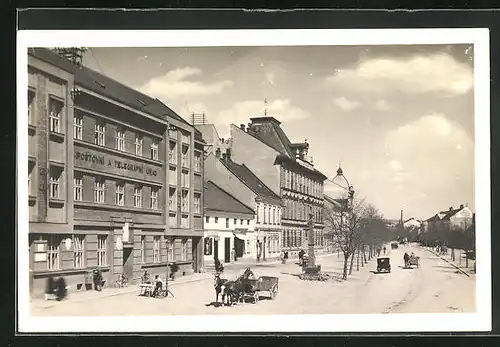 AK Mähr.-Wiesskirchen, Hranice na Morave, Strassenpartie mit Postamt