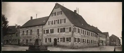 Fotografie R. Hirthe, Schwabach, Ansicht Feucht, Gasthaus von Stefan Rupprecht & Brunnen