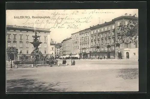 AK Salzburg, Residenzplatz mit Hofbrunnen