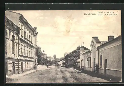 AK Doubrava, Hotel und Bahnhof