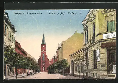 AK Oderberg-Bahnhof, Strassenpartie an der Kirchgasse mit Blick zur Kirche