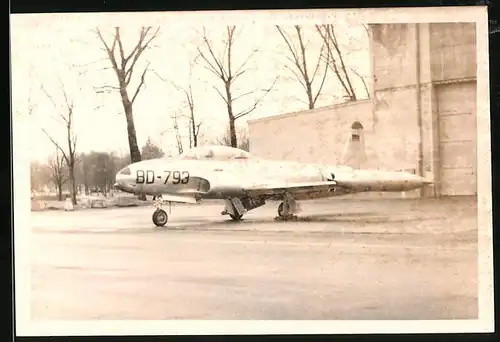 Fotografie Flugzeug Republic, Düsenjet mit Kennung BD-793 der Luftwaffe