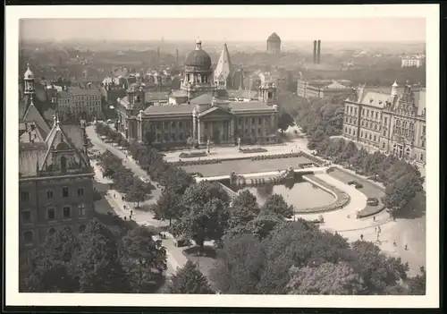 Fotografie Albin Müller, Hamburg, Ansicht Hamburg, Gerichtsgebäude mit Vorplatz & Teich