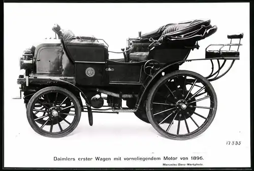 Archiv-Fotografie Auto Daimler von 1896, erster Daimler PKW mit Front-Motor