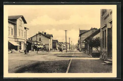AK Trinec, Strassenpartie mit Drogerie