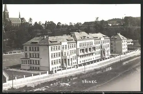 AK Trinec, Jubilejni Obecne Skoly Masarykovy