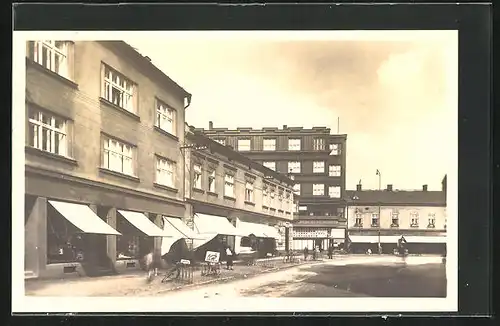 AK Trinec, Strassenpartie mit Gebäudeansicht