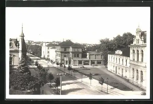 AK Mistek, Strassenpartie mit Grünanlage