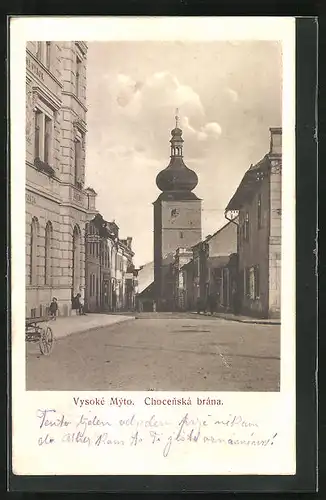 AK Vysoké Mýto, Chocenská brána, Strassenpartie mit Kirche