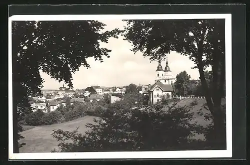 AK Zamberk, Blick vom Waldrand auf den Ort