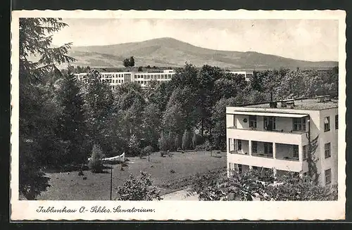 AK Jablunkau, Sanatorium mit Berg in der Ferne