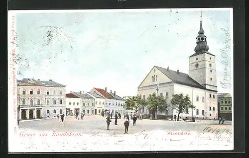 AK Landskron i. B., Stadtplatz mit Rathaus