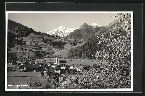 AK Hollersbach, Pinzgau, Blick auf die Kirche und die Siedlung gegen die Berge