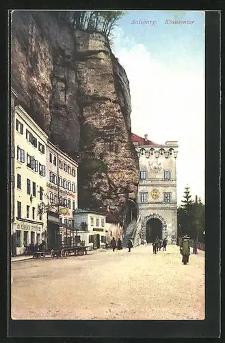 AK Salzburg, Passanten am Klausentor