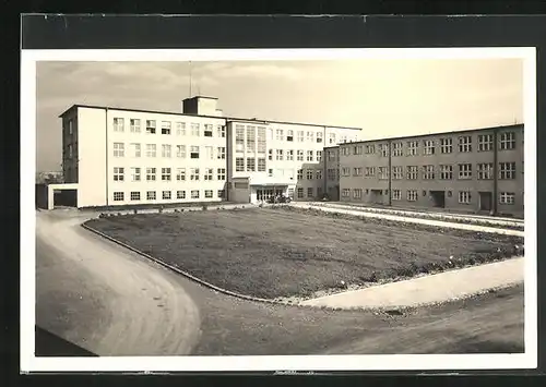 AK Mährisch-Weisskirchen, vor dem Krankenhaus