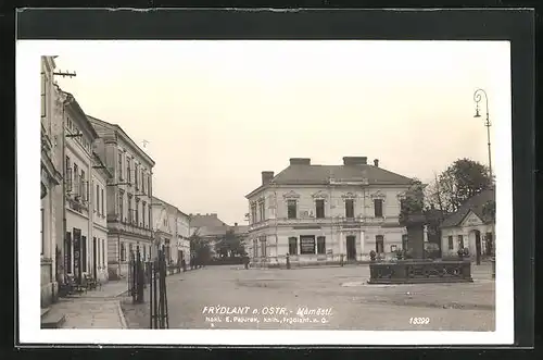 AK Frýdlant n. O., Námesti, Marktplatz mit Rathaus