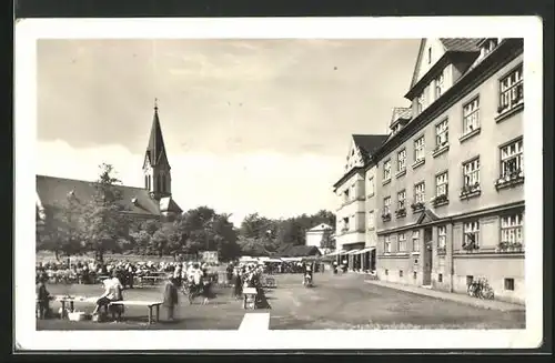 AK Trinec, Partie am Markt mit Kirche