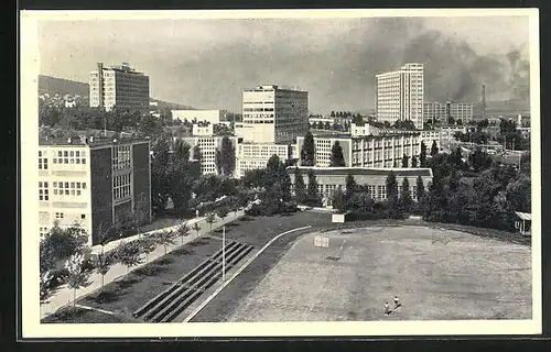 AK Zlín, Sportplatz an der Schule