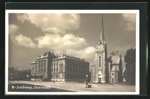 AK Mähr.-Schönberg, Chiariplatz mit Kirche