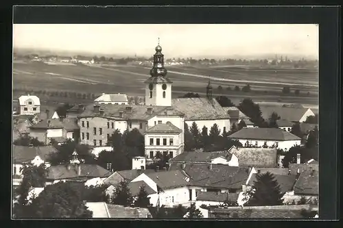 AK Lostice, Ortspartie mit Kirche