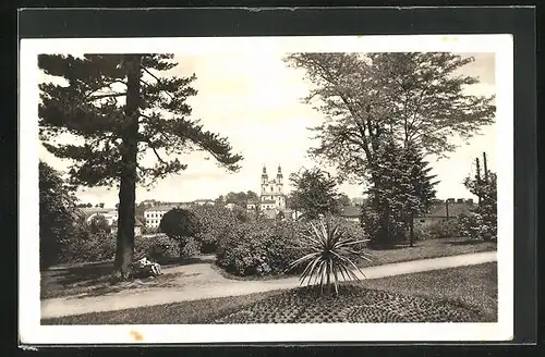 AK Frýdek, Blick auf Kirche vom Stadtpark aus
