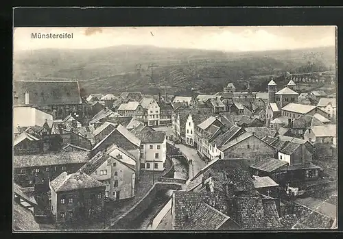 AK Münstereifel, Strassenpartie im Ort aus der Vogelschau