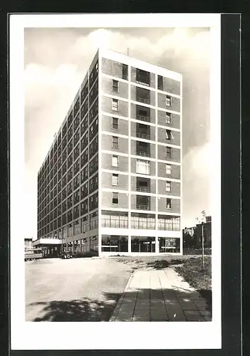 AK Zlín, Geschäftshaus