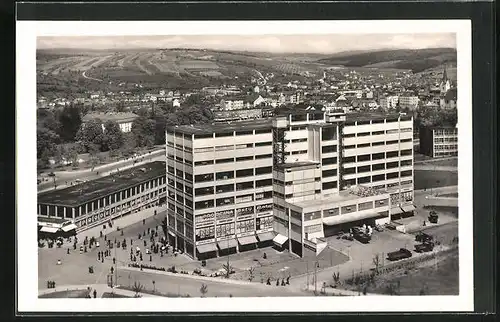 AK Zlín, Obchodní dum, Geschäftshaus