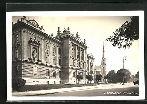 AK Mähr.-Schöneberg, Gymnasium