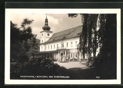 AK Wiesenberg, Schloss mit Turmuhr