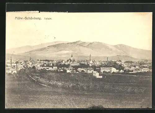 AK Mähr. Schönberg, Totalansicht der Stadt mit Kirchtürmen