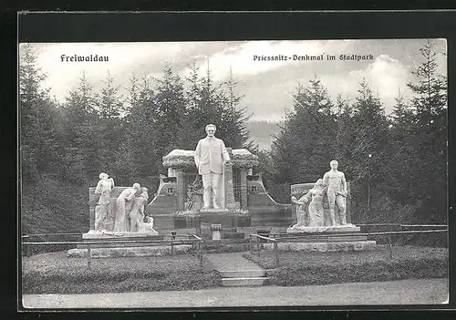 AK Freiwaldau, Priessnitz-Denkmal im Stadtpark