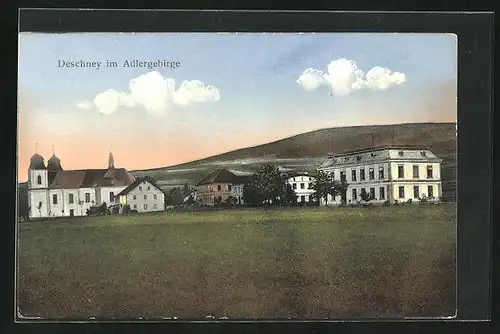 AK Deschney im Adlergebirge, Häuser und Kirche